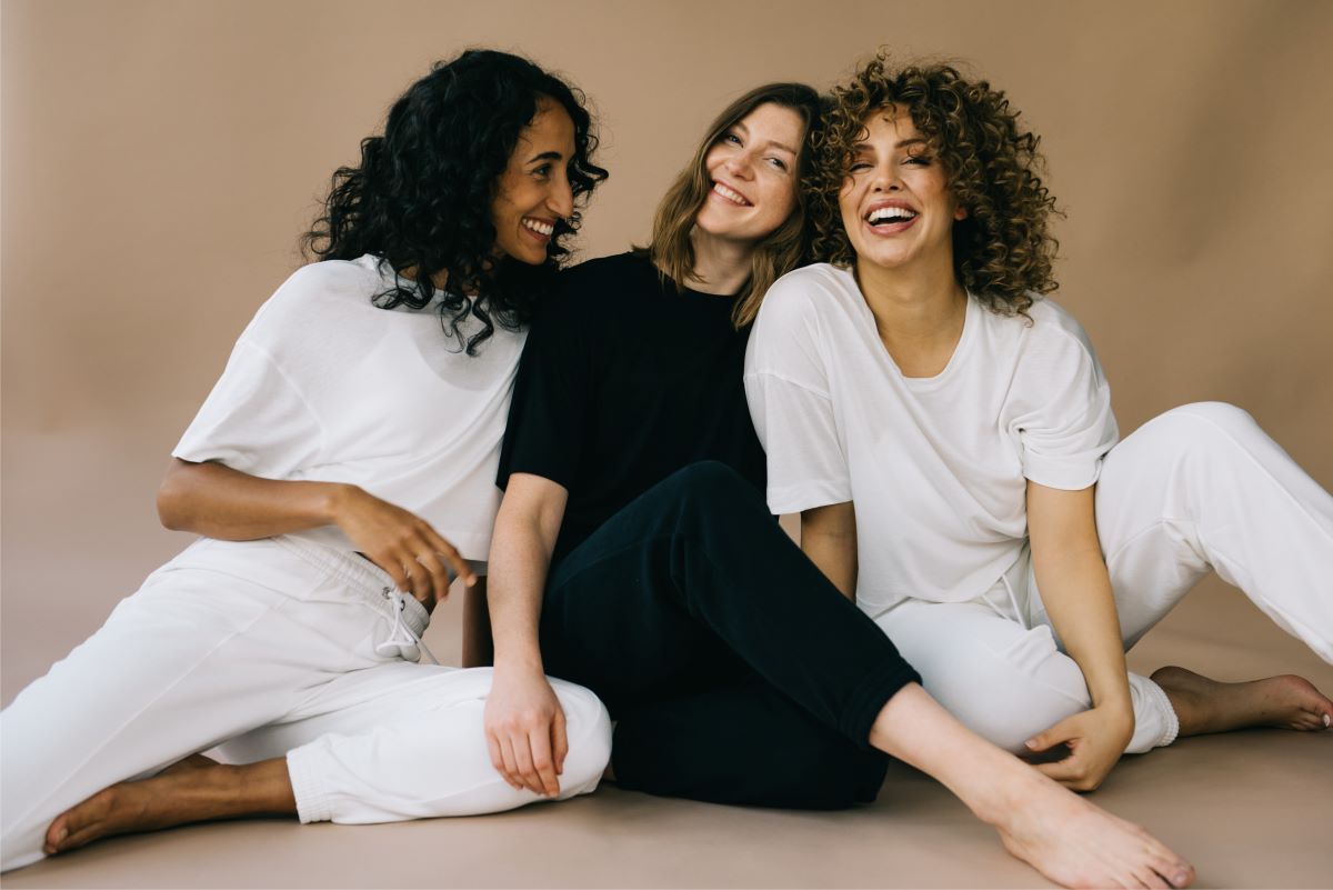 sustainable brands, women gift guide, sustainable activewear,