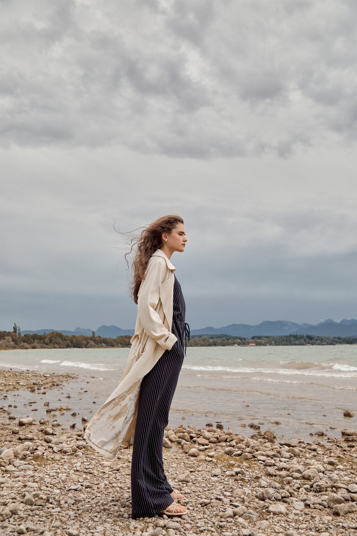 fashion-editorial-changing-seasons-luxiders-magazine