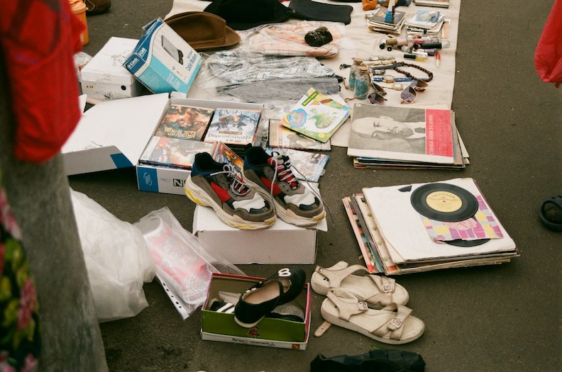 Clothing swap, Luxiders Magazine